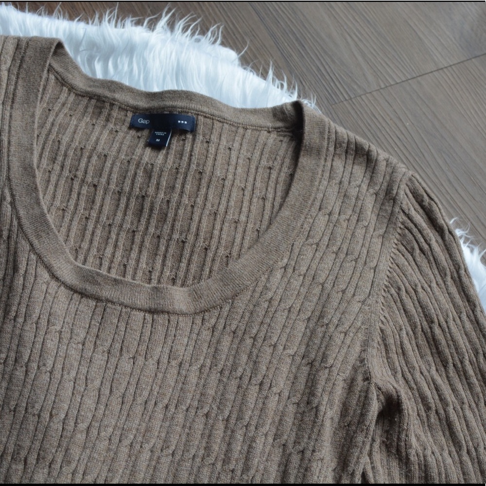 Sweater - Picture 6 of 6